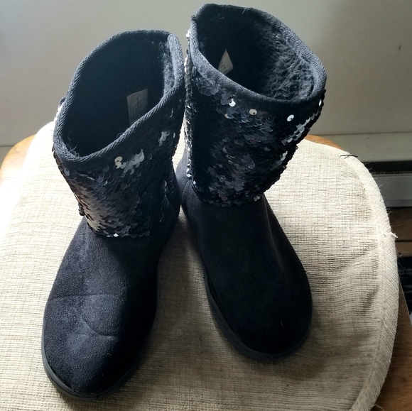 Girl's, Bebe, sequin boots. - Picture 3 of 6